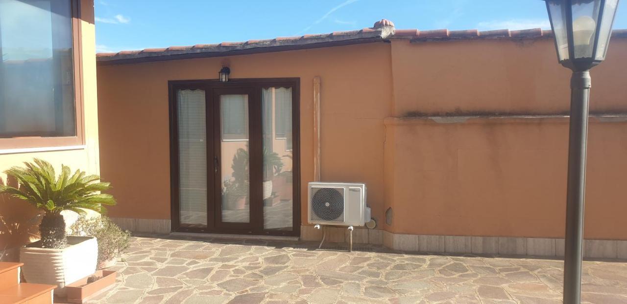 La Casetta Di Antonietta Fiumicino Bagian luar foto
